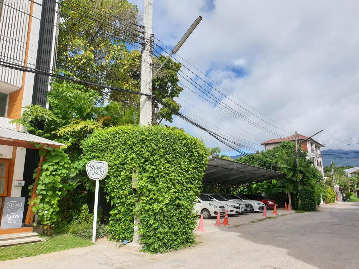 Hostel Breadfruit Čiang Mai Exteriér fotografie